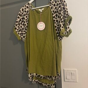 Umgee Green Top with Leopard Print Accents